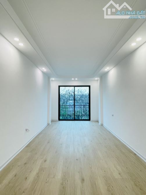 Nhà đẹp phố Đặng tiến Đông full tiện ích - 4