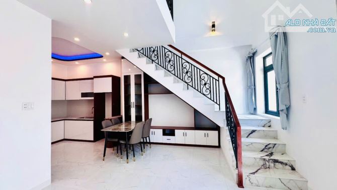 Bán nhà lầu đúc Diên Điền 71m2 3pn 2wc - 4