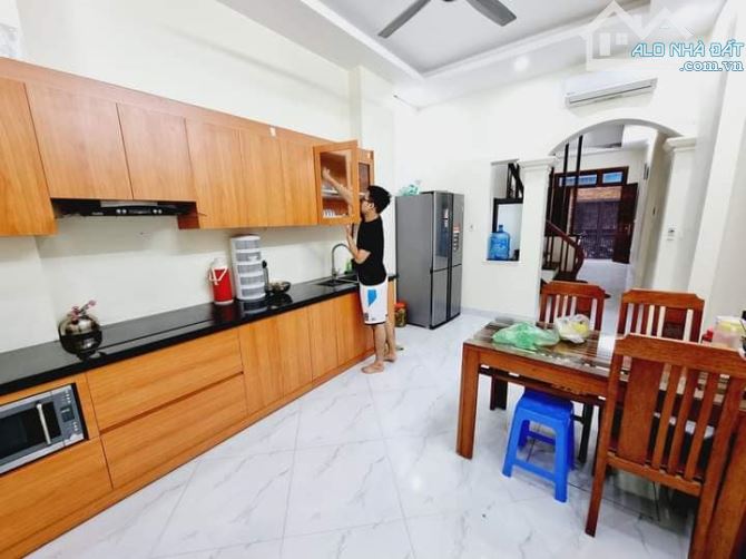 BÁN NHÀ THANH XUÂN 4 TẦNG x 65M2 PHÂN LÔ Ô TÔ THÔNG HAI MẶT PHỐ, RẤT GẦN PHỐ, KD VĂN PHÒNG - 4