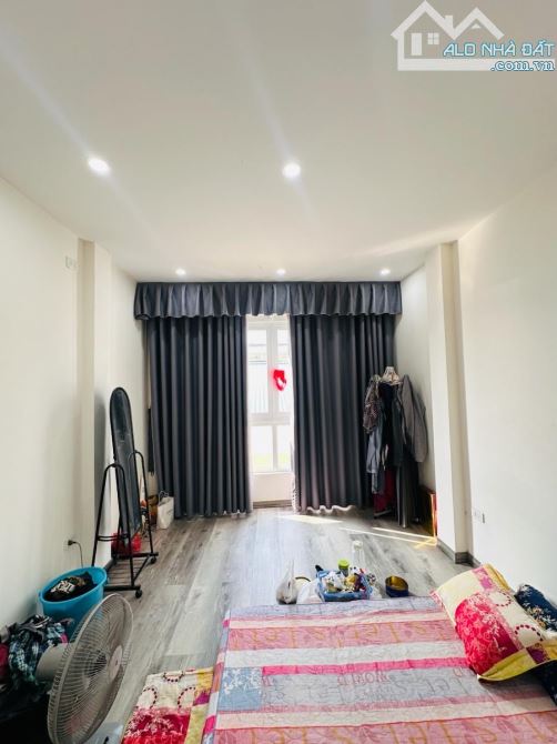 CHỦ CẦN BÁN GẤP NHÀ TRẦN KHÁT CHÂN -30M2 4 TẦNG -FULL NỘI THẤT VỀ Ở NGAY -GIÁ CHỈ 4.8 TỶ - 4