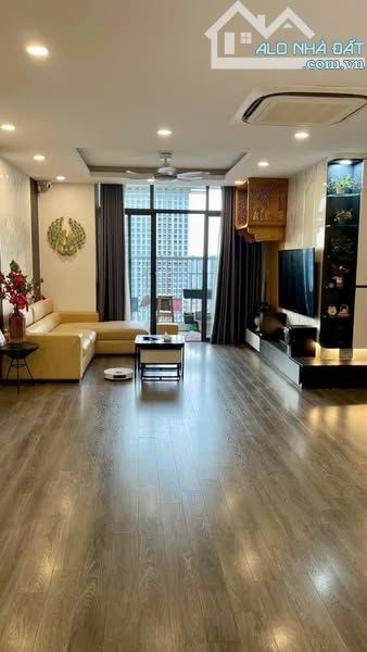 Giảm 500tr- Bán căn 125m2- 3PN- CC New Skyline Hồ Văn Quán- full đồ- có sổ đỏ- Nhỉnh 9 tỷ - 4
