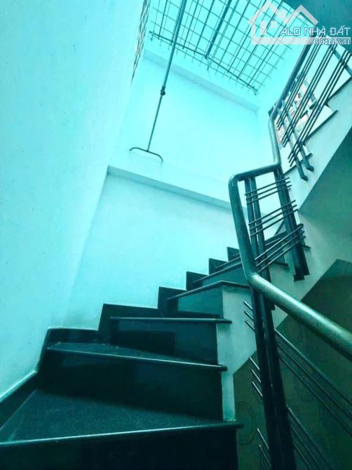 BÁN NHÀ LẠC LONG QUÂN  TÂN BÌNH 51M 4 TẦNG BTCT HẺM XE TẢI 4PN KHU DÂN TRÍ 9 TỶ - 4