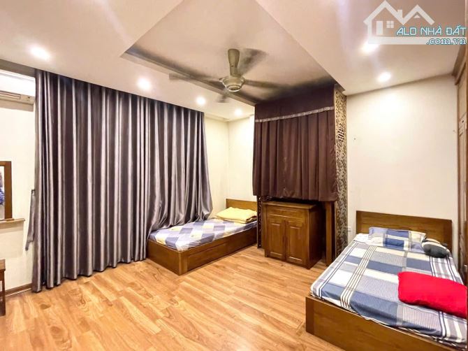📍Bán nhanh căn nhà Ngọc Thuỵ - 10m ra phố - Ô tô đỗ cửa - 32m2 x 5T - Nhỉnh 6 Tỷ - 4