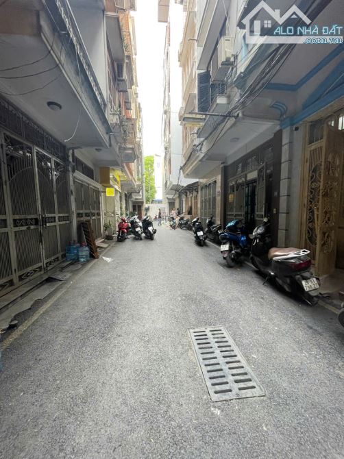 BÁN NHÀ RIÊNG NGUYỄN CHÍ THANH - 55M2 - 6 TẦNG - Ô TÔ VÀO NHÀ CHỈ HƠN 17 TỶ - 4