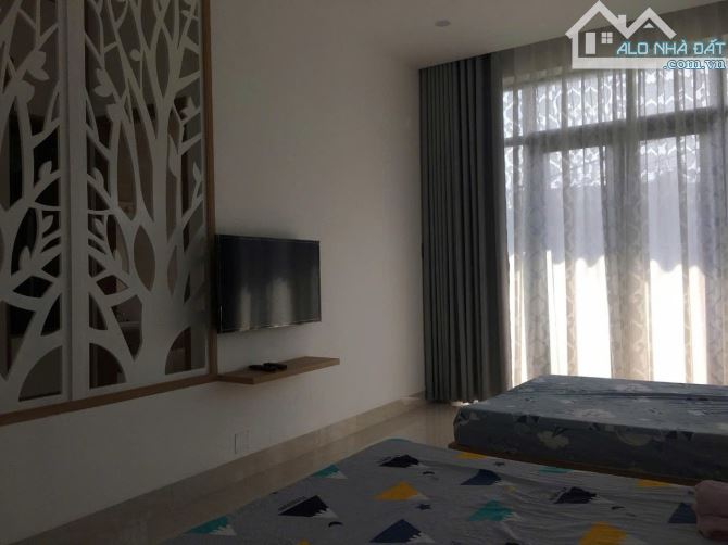 Cần bán nhà 3 tầng MT KD VIP đường Nguyễn Công Hoan, giá chỉ nhỉnh hơn 6 tỷ. - 4