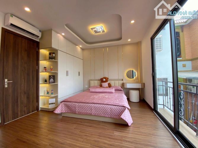 Bán nhà Láng Hạ-ô tô đỗ cửa-căn góc 3 thoáng-dân xây-ngõ thông-ở ngay-40m2x5T-12.5 tỷ - 4