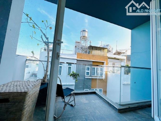 Bán nhà Gò Vấp, hẻm xe hơi Lê Quang Định, ngay Phạm Văn Đồng, 60M² x 4 tầng, 7Pn, nhỉnh 9 - 4