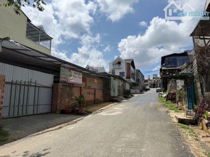 Bán Nhanh Villa Đã Hoàn Công Góc Hai Mặt Tiền 208m2 Ngang Hơn 11m Đường Nhựa Ô Tô 8m Thông - 4