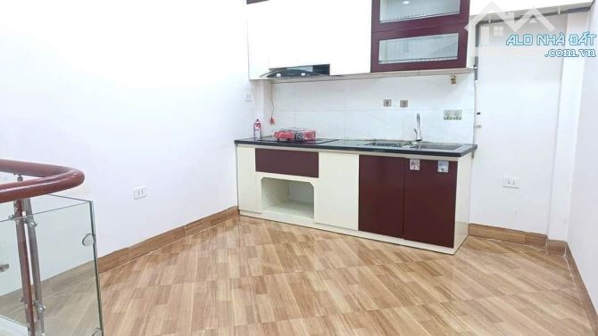 Cho thuê nhà ở Tân Triều, Triều Khúc, Thanh Xuân, 40m2*5 tầng, 15 triệu ô tô đỗ cửa - 4