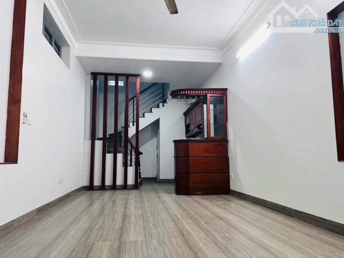 Chuyển nhương nhà ở 369 Minh Khai đối diện Times City 37m2x5t 3 mặt thoáng nhỉnh 6 tỷ - 4