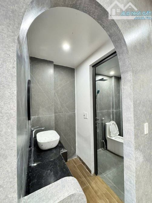 Bán nhà trong ngõ đường kênh giá hợp lý - 4
