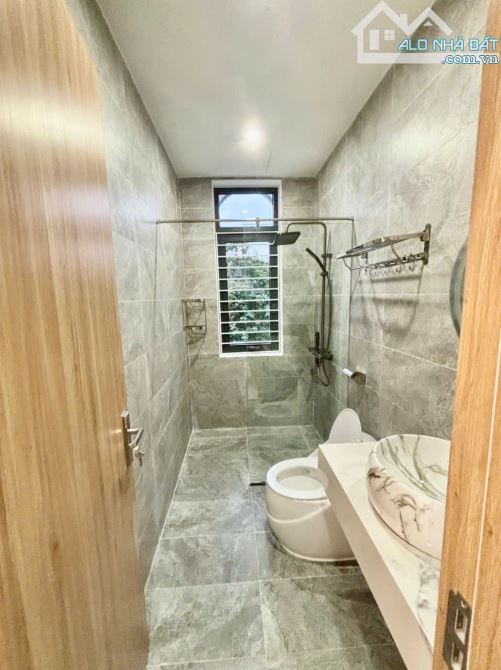 Nhà Đẹp Mới Tinh Hòa Phú Có Thêm 3 Phòng Trọ - 4