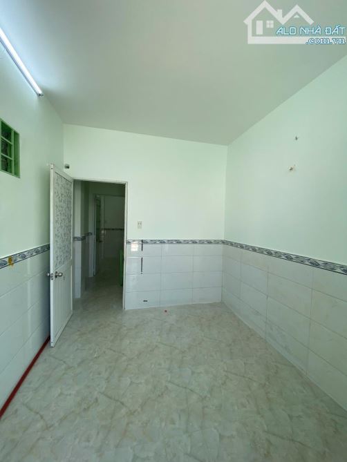 Bán nhà đường 100 Bình Thới, gần vòng xoay Lê Đại Hành, Q11, 3x7 - 3 tầng, chỉ hơn 3 tỷ - 4