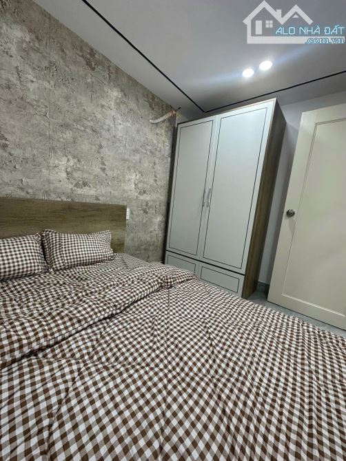 🔥CHDV 5 Tầng, 10,2 tỷ, 100m TỚI BIỂN TÂN TRÀ, 97,8m2 Ngang 5m - DT 45tr/Tháng - 4