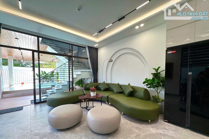 Villa 3 tầng góc 2 mặt tiền Phạm Vấn, ngay biển Mân Thái - 4