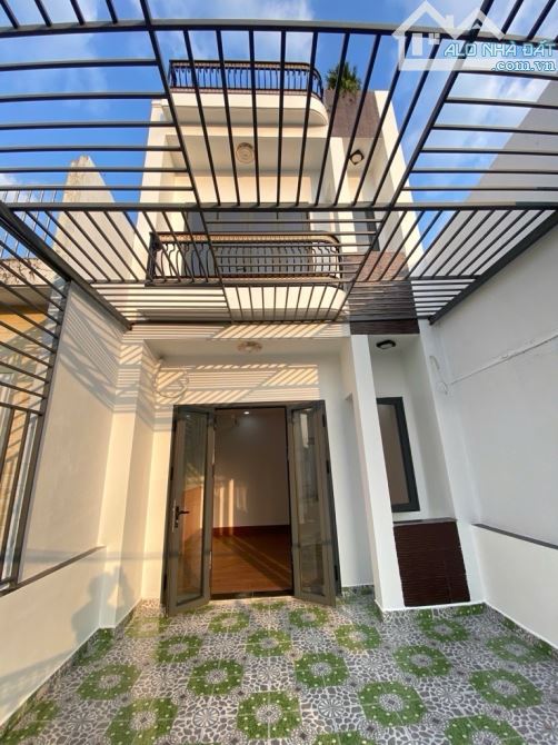 NHÀ MTKD KHU GÒ XOÀI - CẠNH AEON TÂN PHÚ-4X16 - ĐƯỜNG 8M - 3 TẦNG-NHỈNH 6 TỶ - 4