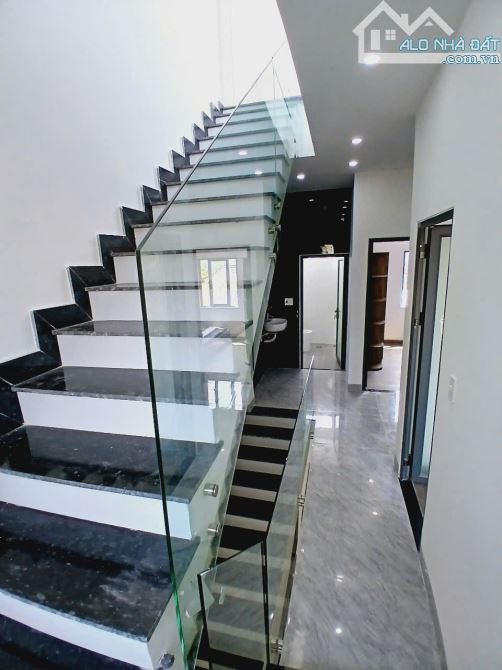 Bán nhà 3 tầng tại đường tô hiệu đà nẵng - 4