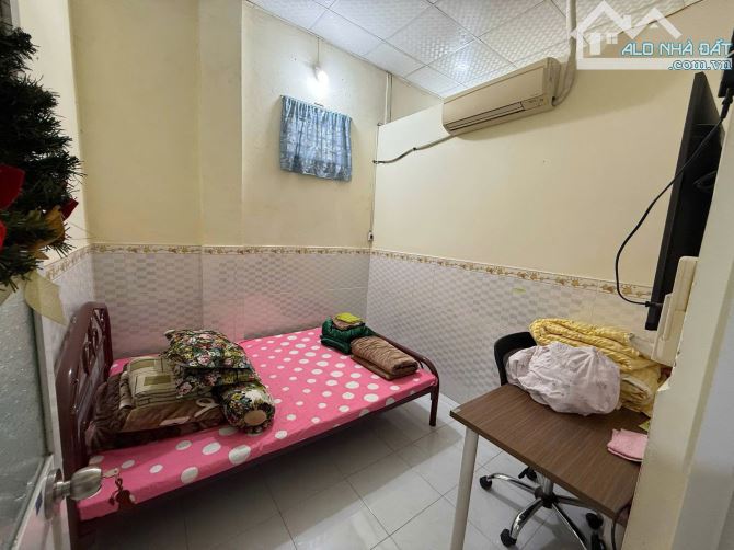 BÁN NHÀ CẤP 4 HẺM 2M CÁCH ĐƯỜNG PHƯỚC LONG CHỈ 50M.DT 51,9M NGAG 4M.HƯỚNG NAM GIÁ 1TY5 - 4