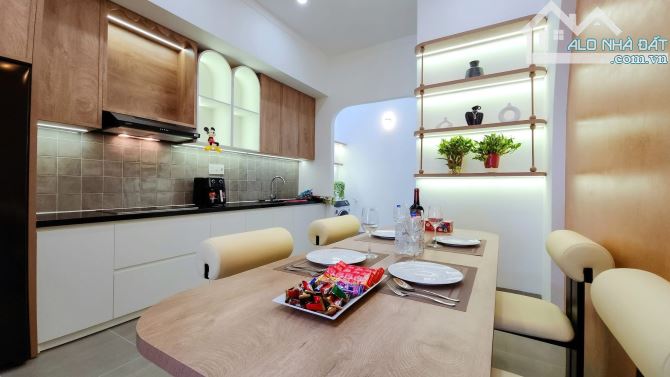 NHÀ FULL NỘI THẤT GẦN CHỢ Y NUÊ: GIÁ 3.95 tỷ - 4