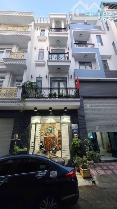 Hẻm rất gần mặt tiền Ô tô ngủ trong nhà. 50m2-  bình tân - 4