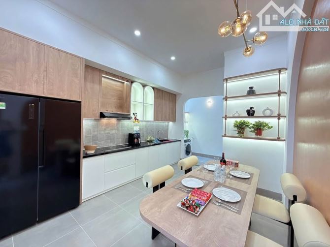 Nhà đẹp VIP đường nhựa kinh doanh ngay chợ Y Nuê - 4