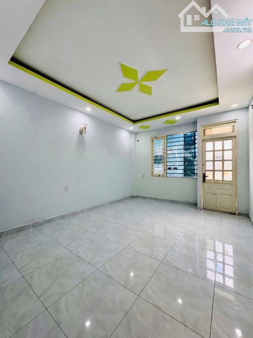BÁN NHÀ PHẠM VĂN CHIÊU, GẦN CHỢ THẠCH ĐÀ ( 4 x 12 ) ĐƯỜNG 5m THÔNG 👉 CHỈ 5,5 Tỷ . GÒ VẤP - 4