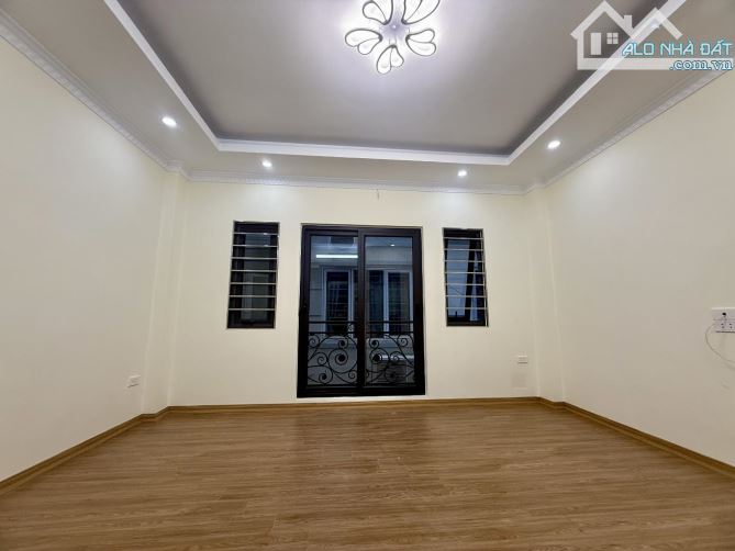 💥SERI THỬA PHÁT TÀI PHÁT LỘC 💥 📍VĨNH HƯNG - NỞ HẬU - 2 THOÁNG - NGÕ Ô TÔ THÔNG 2 ĐẦU 🚙 - 4