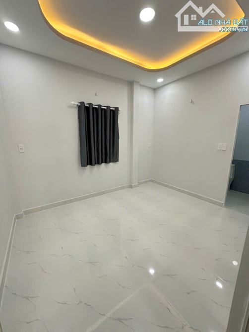 Bán nhà hẻm Chiến Lược, Bình Tân, sổ nở hậu, 77m² - 5x15.5 , chỉ 4.25 tỷ - 4