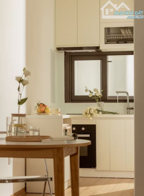 Bán tòa Luxury Apartment mặt phố 160m² * 9 tầng, có hầm, Xuân La - Xuân Đỉnh, cho thuê 4 - 4