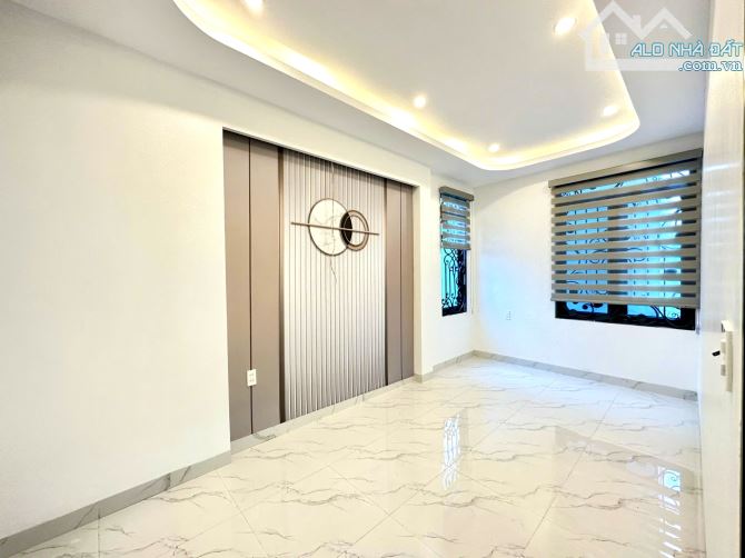 Bán Nhà 3 tầng đl Chùa Hàng thông Hoàng Quý, Lê Chân 48m giá chỉ 3,15 tỷ - 4