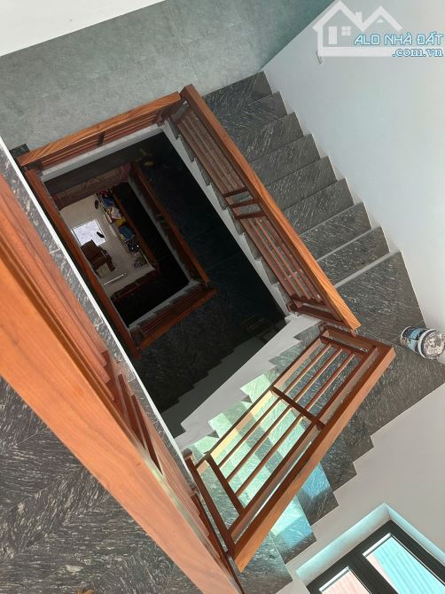 Bán nhà đẹp Thụy Lâm, Đông Anh, 200m x 4T, ô tô tránh chỉ 14,9 tỷ - 4