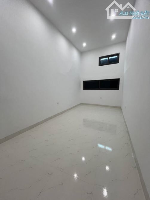 HIẾM MẶT NGÕ THÔNG OTO QUA - KINH DOANH - 6.25 TỶ - 4
