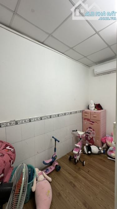 NHÀ ĐẸP Ở NGAY, Nguyễn Văn Quá, dt 40M2, đông hưng thuận quận 12 , chỉ 2.7 tỷ - 4
