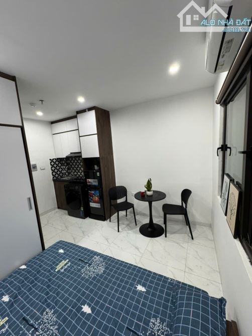 Cho Thuê CCMN 164 Đê La Thành Nhỏ Đống Đa 25m2 Studio Cửa Sổ Giặt Riêng Thang Máy - 4