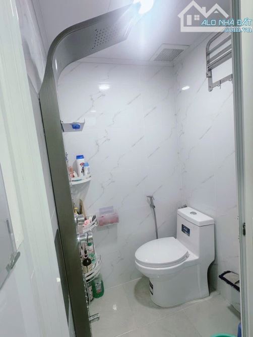 BÁN NHÀ 2 TẦNG TRUNG TÂM LINH CHIỂU - 60M2 - Ô TÔ 16 CHỔ VÀO TỚI NHÀ - CHỈ NHĨNH 3 TỶ - 4