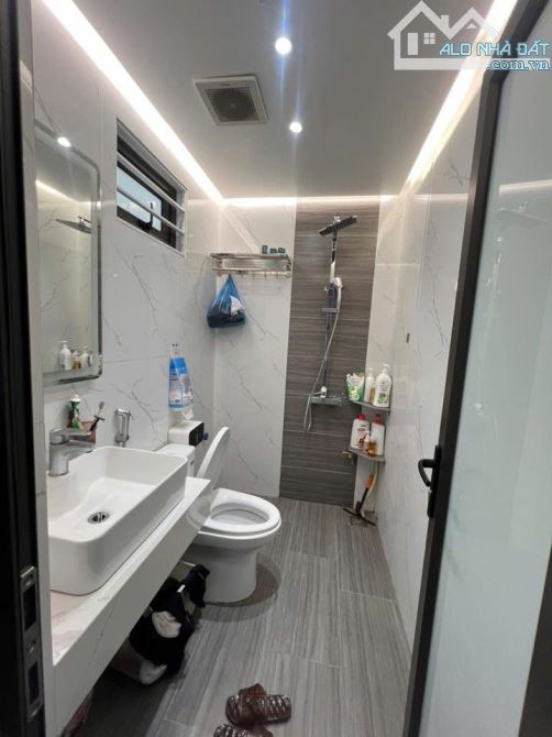 NHÀ PHAN ĐÌNH GIÓT 62M2*6T, GARA, THANG MÁY CHỈ 18,3 TỶ - 4