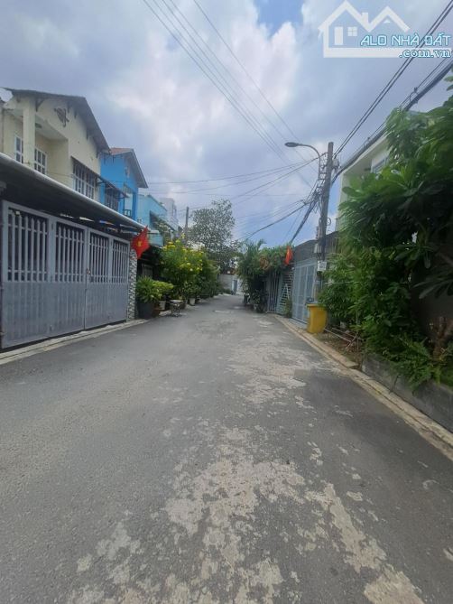 RA ĐƯỜNG HÀ HUY GIÁP 3 PHÚT, 5M x 32M, Đường 8M, + 6 PHÒNG TRỌ CÓ NỐI ĐI RIÊNG, GIÁ 8.5 T - 5