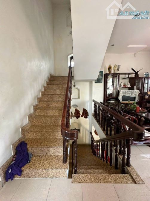 BÁN BIỆT THỰ ĐẸP LUNG LINH 300M2, 4T, Đ.HUỲNH TẤN PHÁT, QUẬN 7, GIÁ 13.8 TỶ - 5