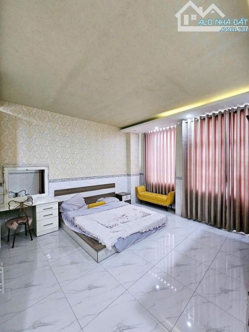 Bán nhà 1 trệt 2 lầu 1 tum sổ riêng thổ cư p. Tân Biên - 5