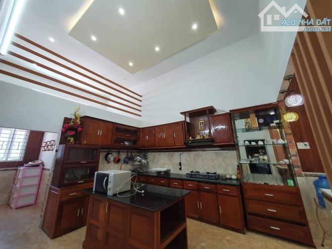 CẦN BÁN GẤP CĂN NHÀ LÔ GÓC 2 MẶT TIỀN ĐƯỜNG HỒ XUÂN HƯƠNG - 5