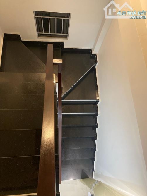 Bán nhà Bạch Mai 38/40m2, 5T, MT 7m ngõ rộng 4m, gần phố, sổ nở hậu. Giá 9.5 tỷ có tl - 5