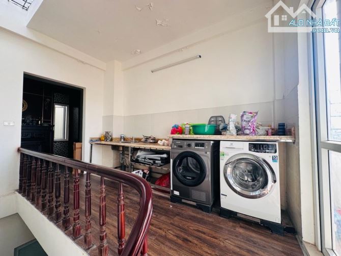 CHỦ CẦN BÁN GẤP NHÀ TRẦN KHÁT CHÂN -30M2 4 TẦNG -FULL NỘI THẤT VỀ Ở NGAY -GIÁ CHỈ 4.8 TỶ - 5