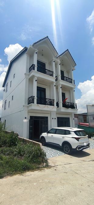 ✨🏡✨ Cần bán Nhà Phố Hẻm xe hơi , đường Nguyễn Đình Quân, P.05, Đà Lạt  👉 Diện tích: - 5