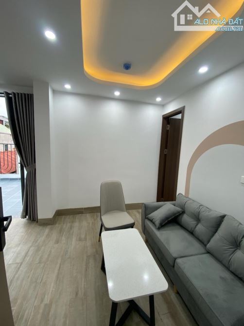 BÁN TOÀ CCMN Cao Cấp - Cầu Giấy - Lô Góc 3 thoáng - Dòng tiền 2,5 tỷ/ năm - Đầy đủ GP PCCC - 5