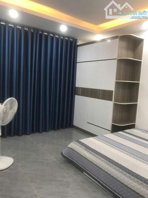 NHÀ NGUYỄN KHUYẾN - VĂN QUÁN - DT 35m2 - MT 4M - XÂY MỚI 5 TẦNG FULL ĐỒ - 10M RA KĐT VĂN Q - 5
