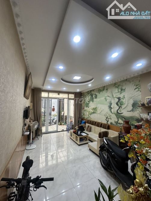 Bán gấp giảm ngay 200 - nhà ngay mặt tiền Nơ Trang Long - 80m2 - chưa tới 91 - 5