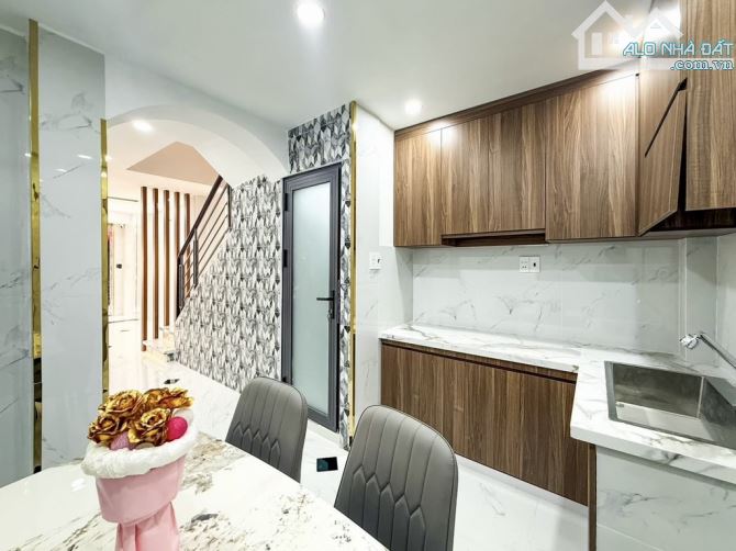 Bán nhà đẹp, hẻm oto, 4 tầng, Lê Văn Sỹ, P11, Phú Nhuận, SHR, nhỉnh 6 tỷ - 5