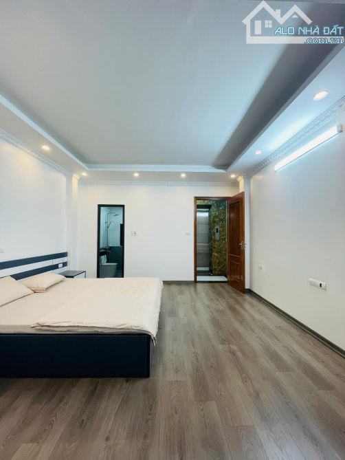 Nhà Đẹp 6 Tầng Thang máy ở Cầu Giấy, 35m, 9,3 Tỷ - 5