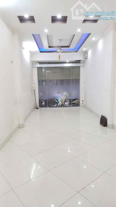 Cho thuê nhà ở Tân Triều, Triều Khúc, Thanh Xuân, 40m2*5 tầng, 15 triệu ô tô đỗ cửa - 5