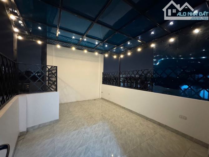 Nhà mới oto lùi cửa chỉ 6.x tỷ - 5